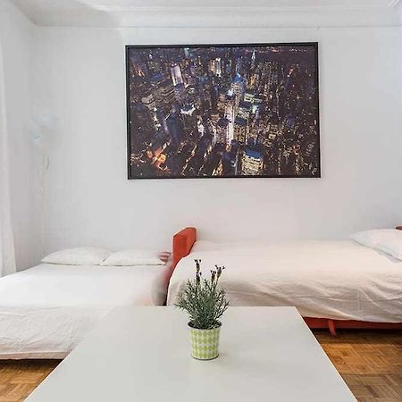 Apartamento Confortable En Atocha Apartment Madrid Exterior photo
