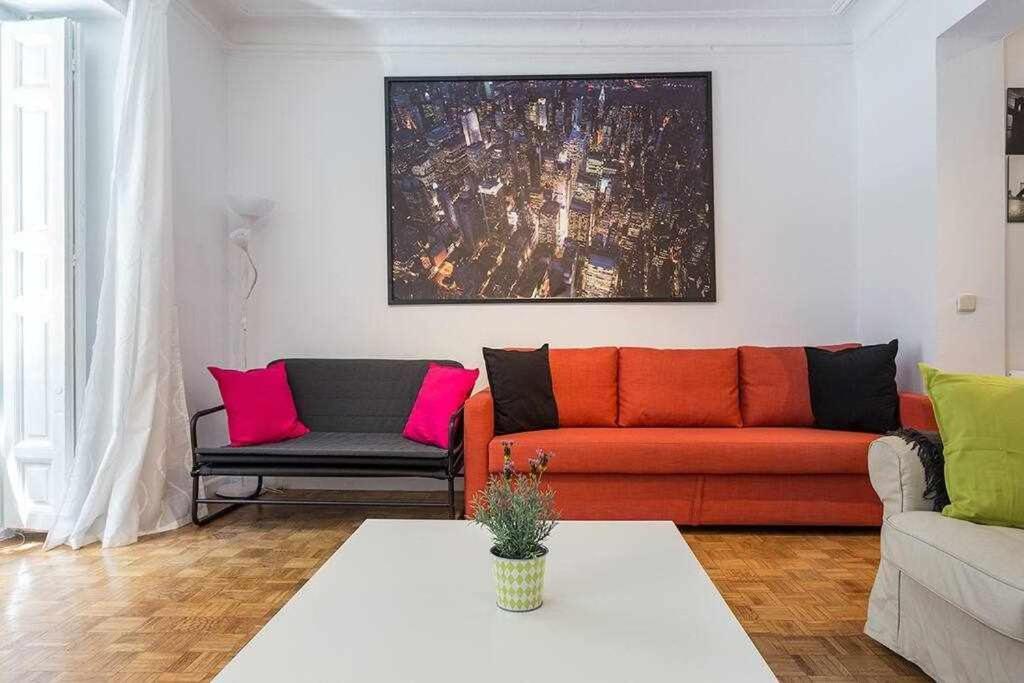 Apartamento Confortable En Atocha Apartment Madrid Exterior photo